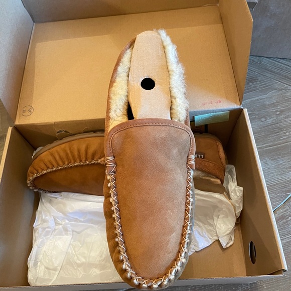 NWT L.L.Bean Venetian Moccasins / Slippers